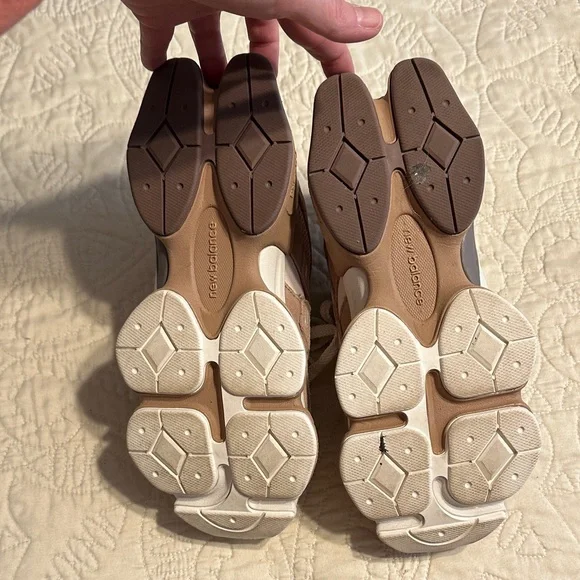 New Balance Women's 9060 Sneakers in Taupe and Cream - Picture 4 of 6